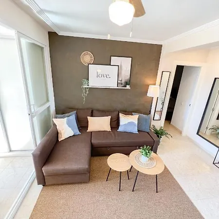 Beautiful Loft Playamar Pool And Beach شقة *